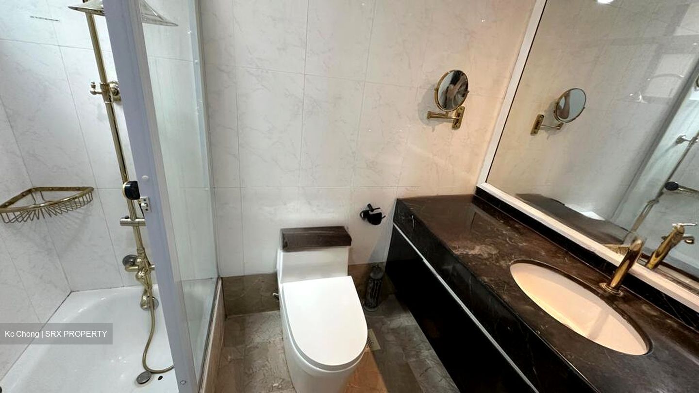 The Edgewater (D17), Condominium #471778091